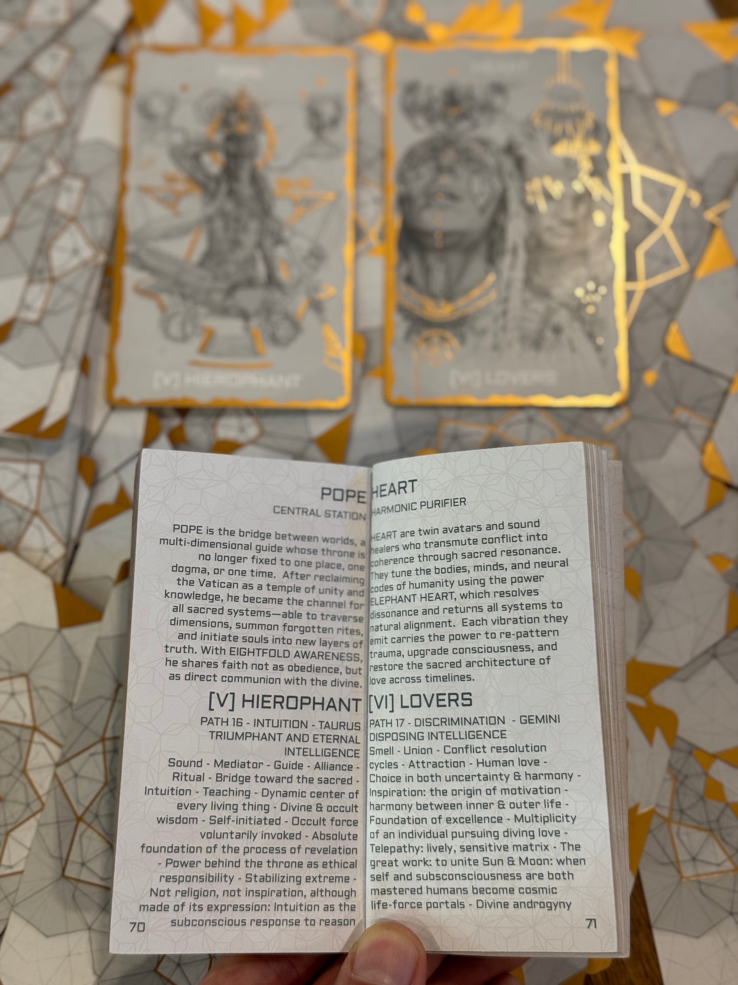 TAROT ONE